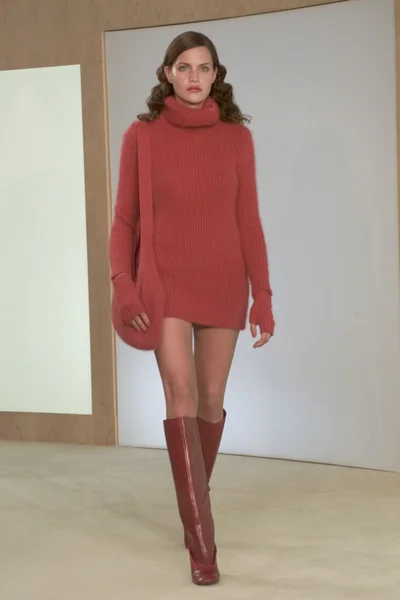Look 28